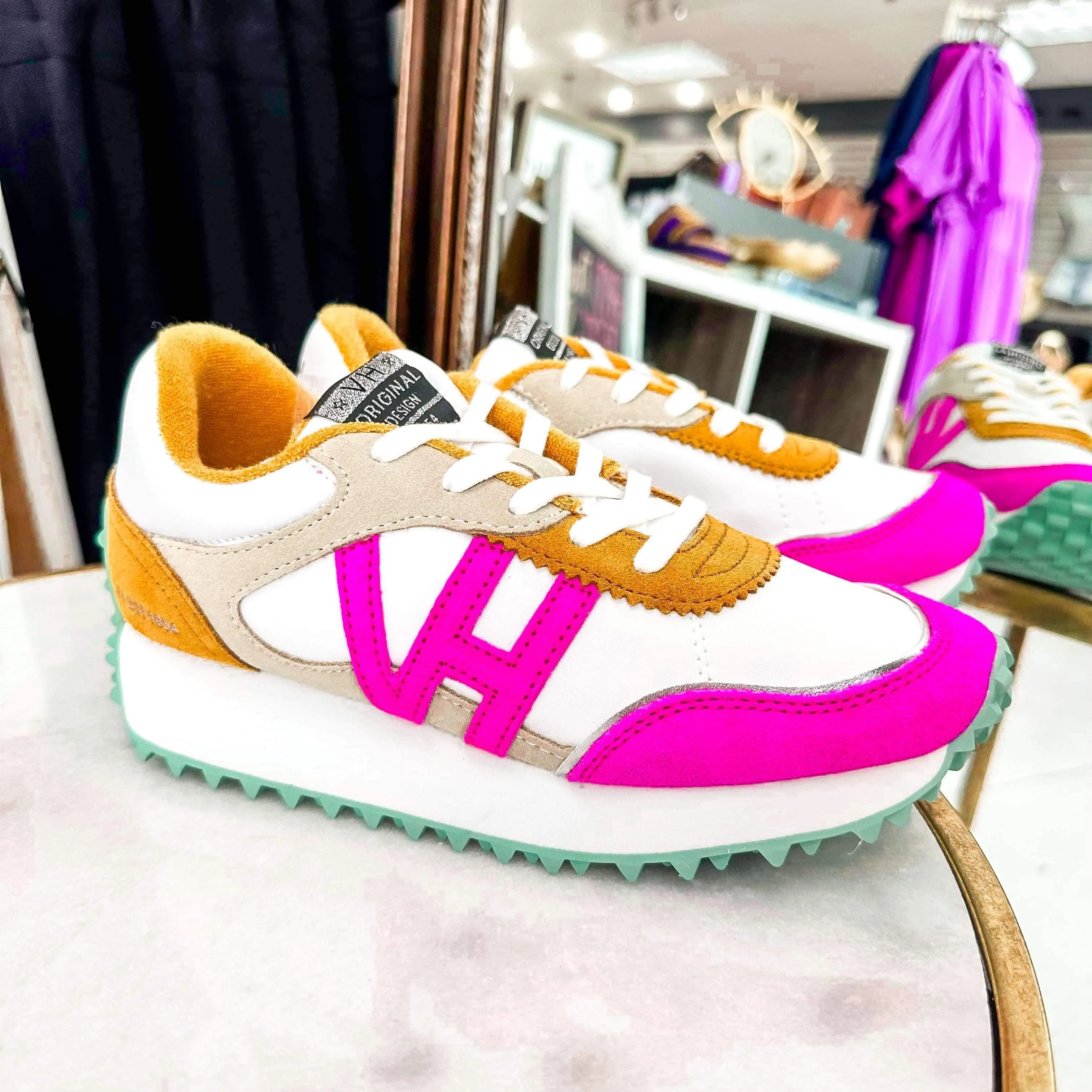 Vintage Havana Cosmic Mustard/Hot Pink Sneaker