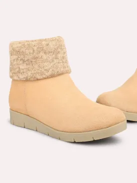 Women Tan Flat Boots